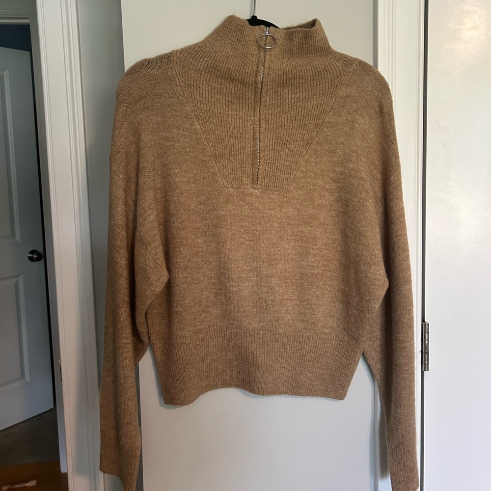 H&M Zip Up Sweater Size XS